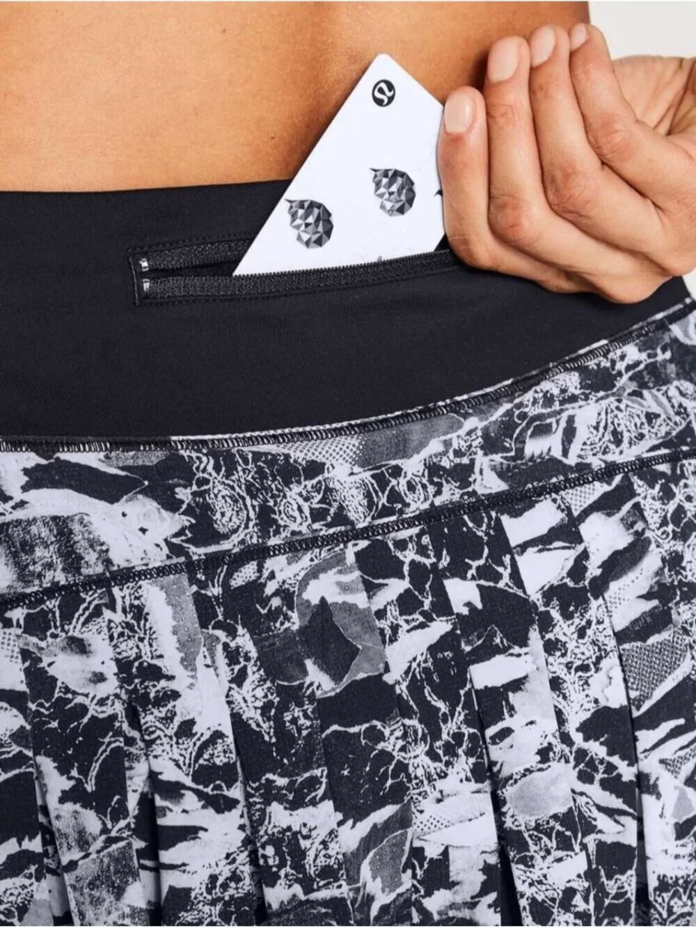 Lululemon Circuit Breaker Skirt II (Tall) (15